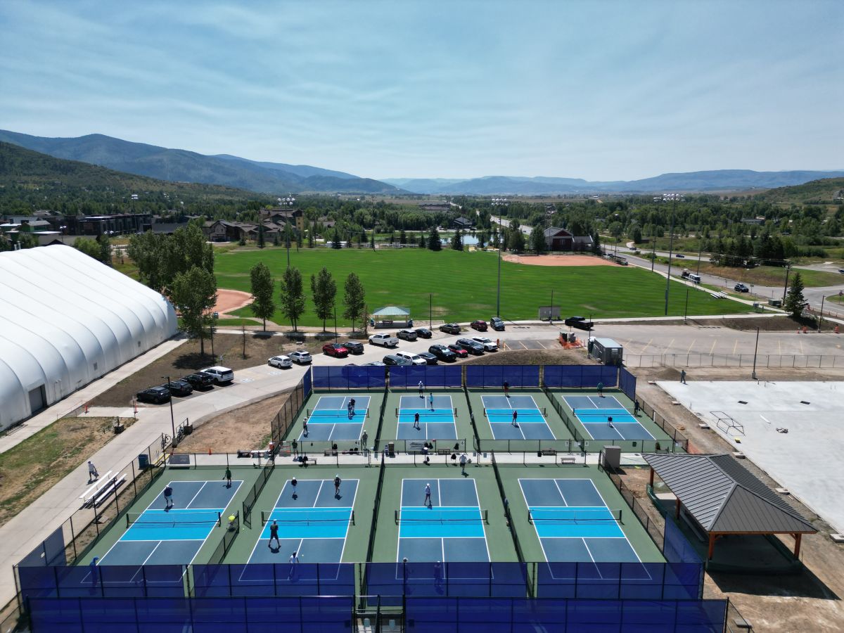 A birds-eye-view of the courts at Steamboat tennis and pickleball